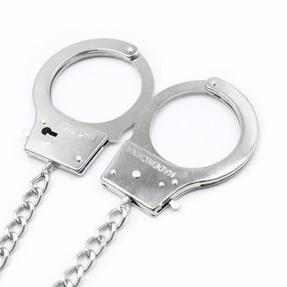 New Metal Bondage Sex Handcuffs Connect with Anal Plug Adult SM Sex Toys Bondage Fetish Sex Products